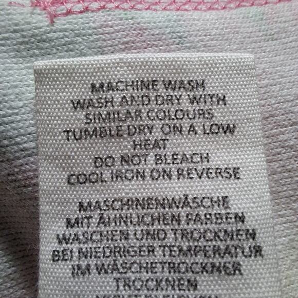 Mini Boden daisy floral print towelling shorts - Picture 11 of 11